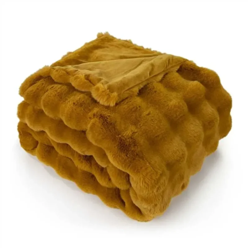 Malini Raffles Whiskey Throw